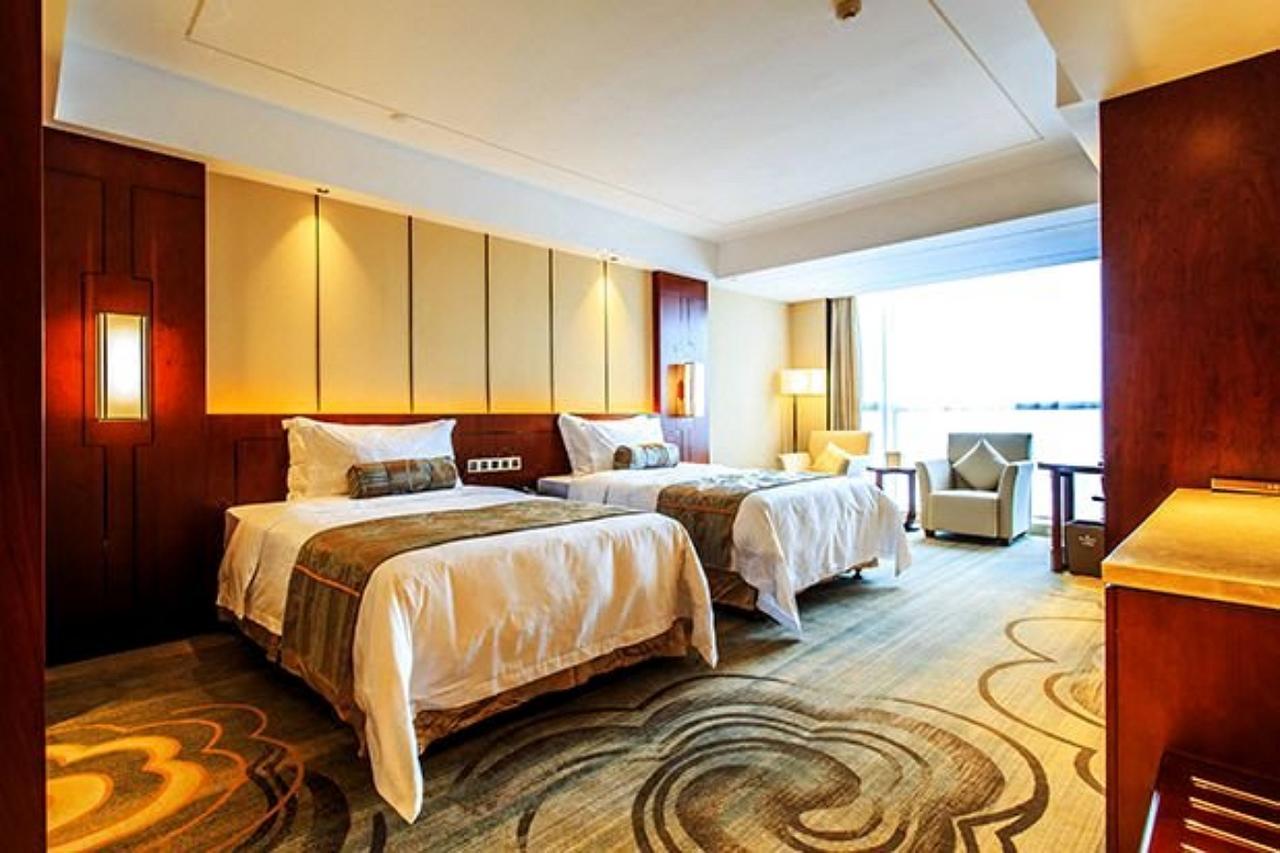 Ramada Jiaxing Hotel Exterior foto